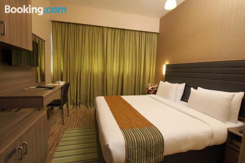 Oasis Deira Hotel Dubai Esterno foto